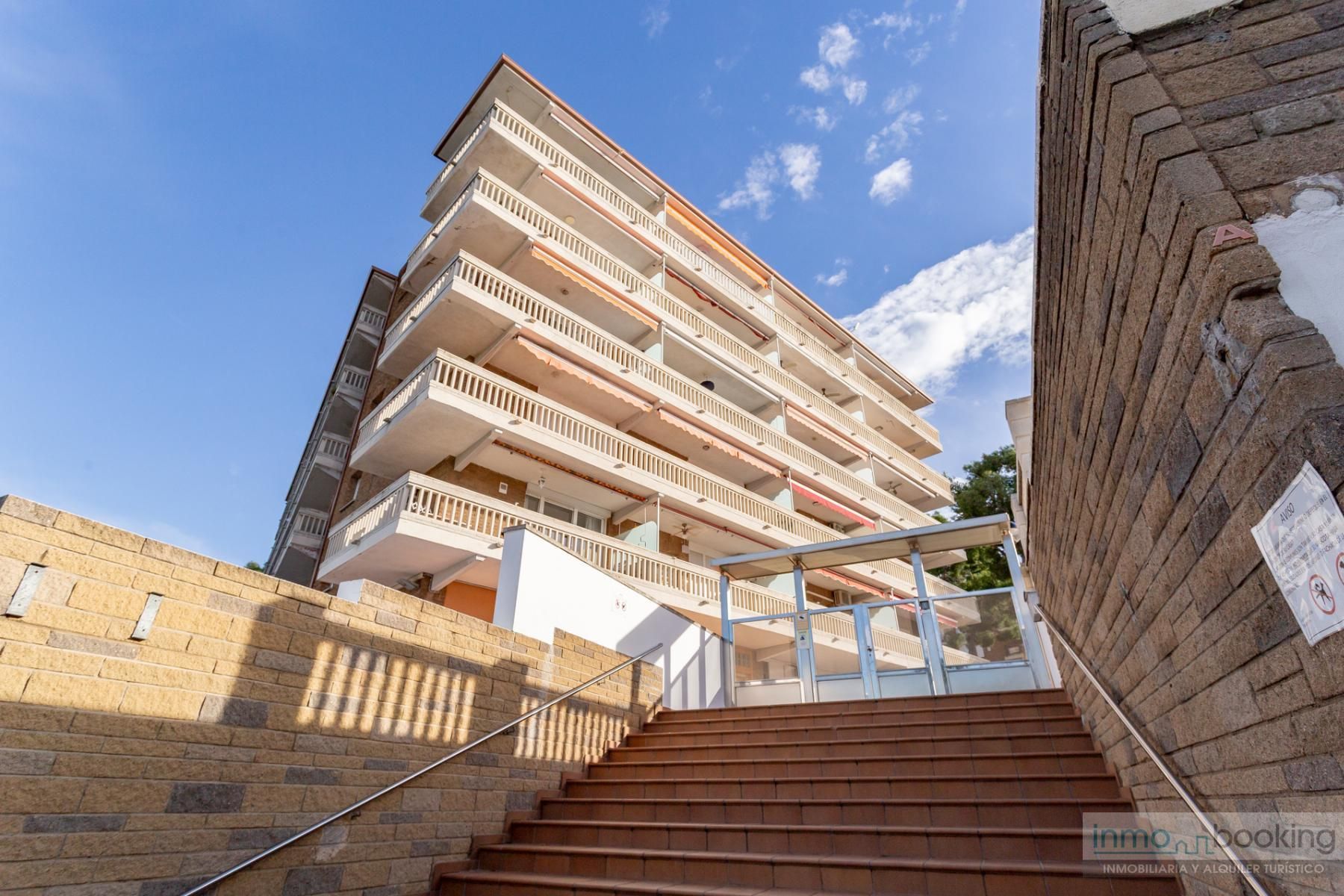 Vista exterior de Apartamento en venta en Salou con Aire acondicionado, Calefacción y Terraza