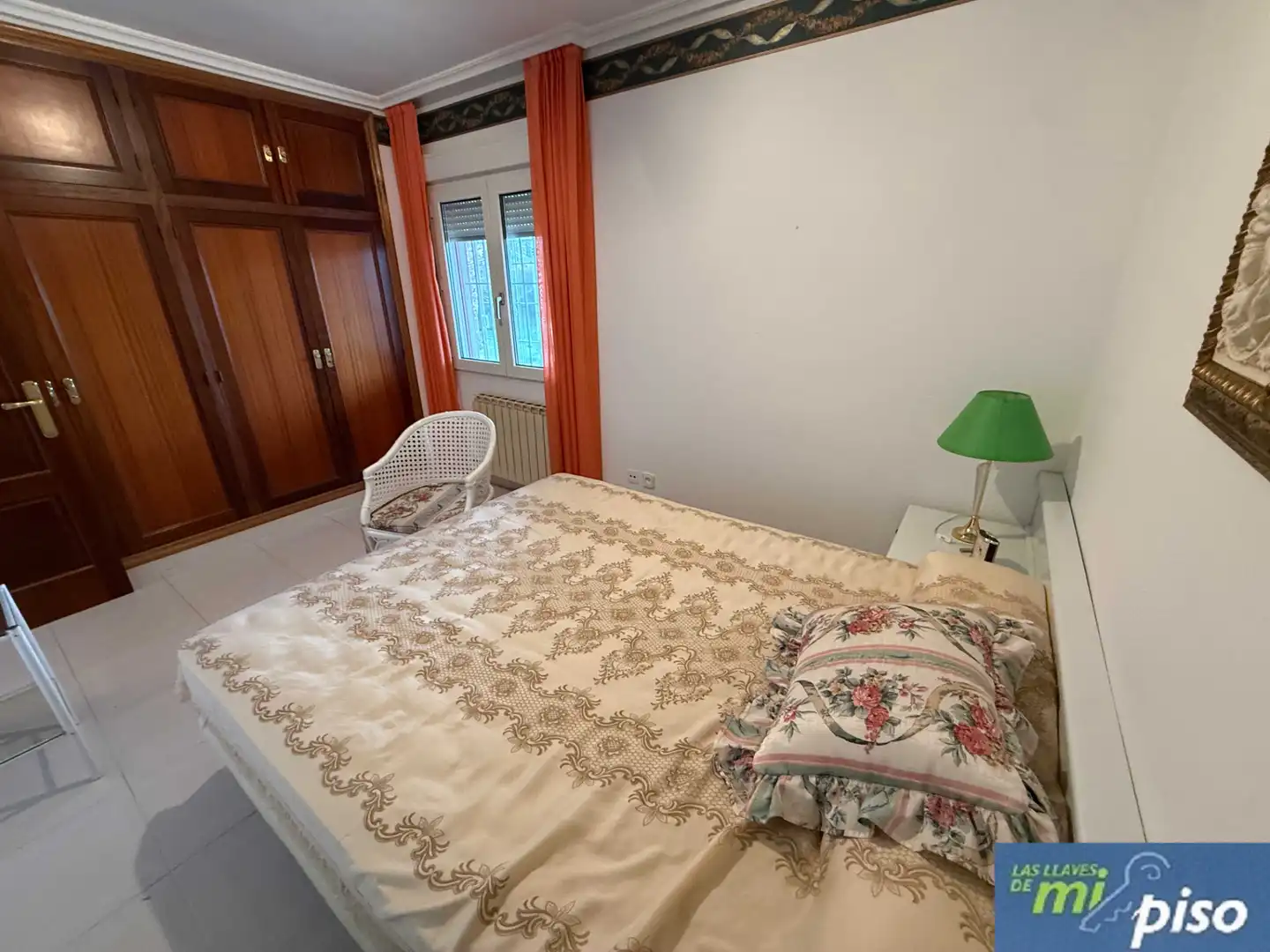 Dormitori de Casa o xalet en venda en Santovenia de Pisuerga amb Calefacció, Jardí privat i Parquet