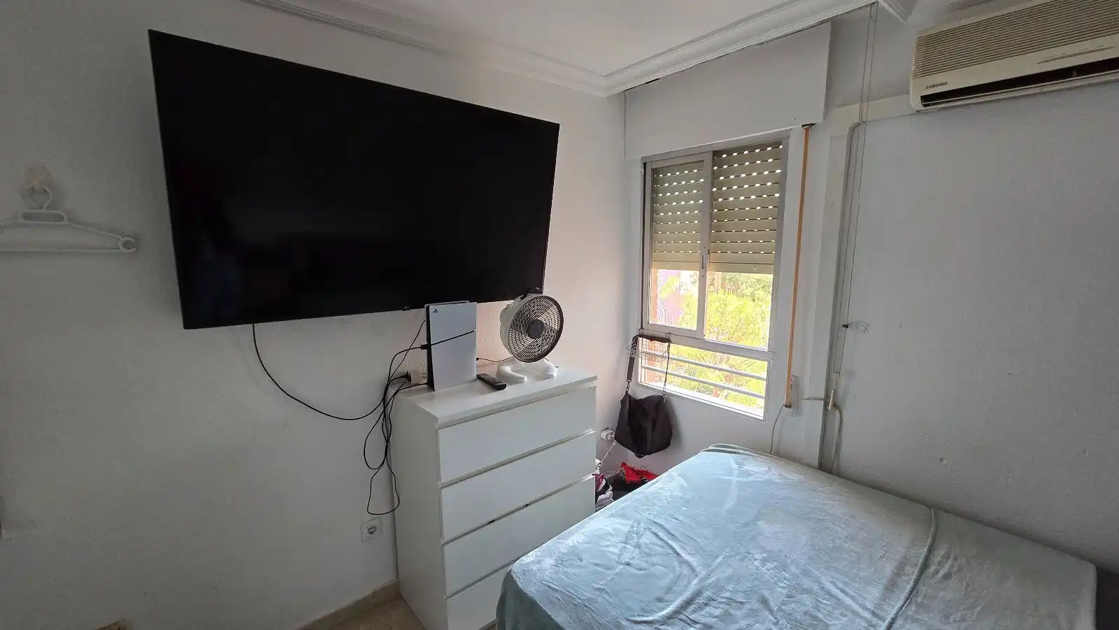 Habitación de Piso en venta en Benalmádena con Aire acondicionado, Terraza y Amueblado