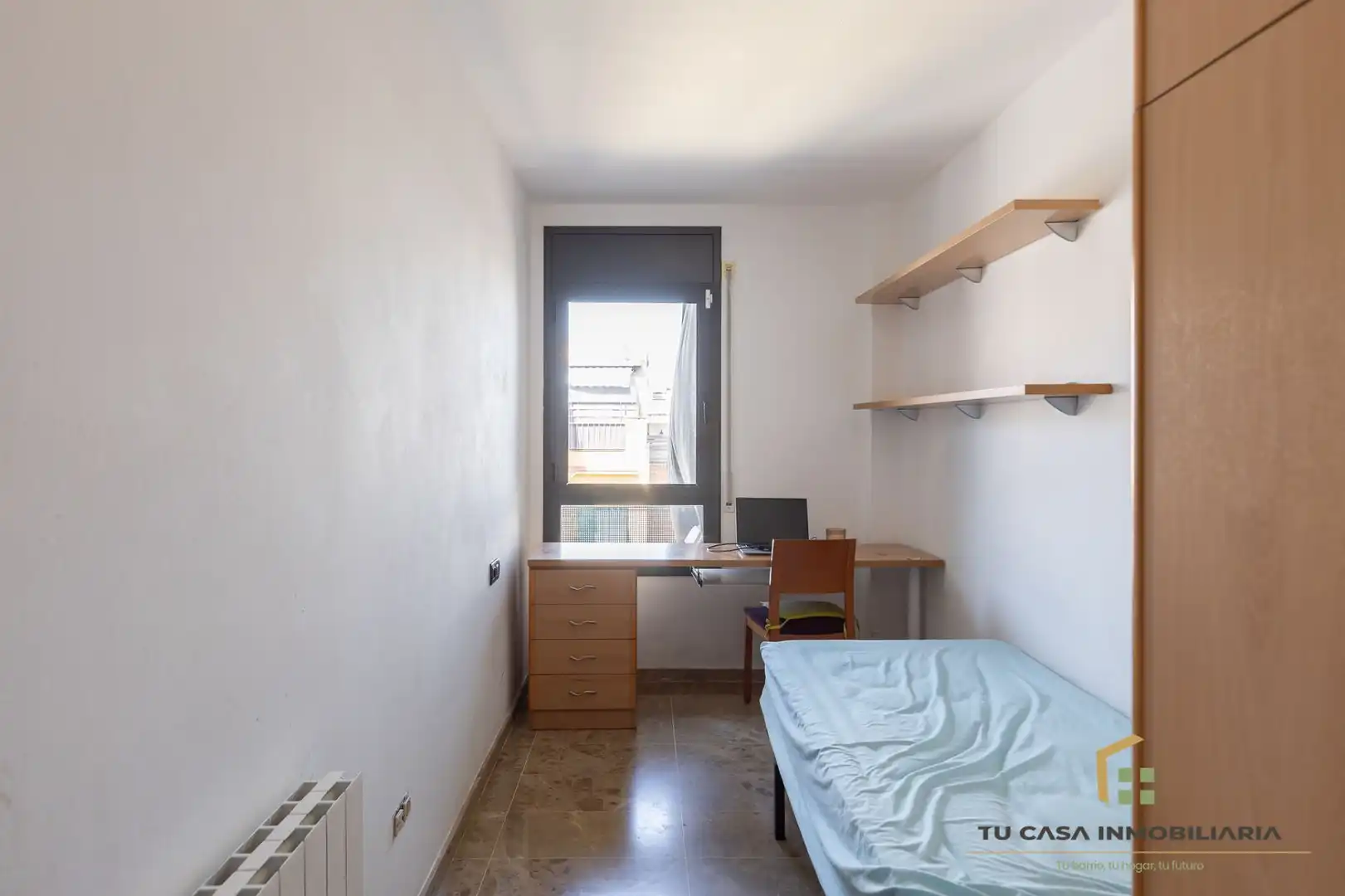 Habitación de Piso en venta en Badalona con Aire acondicionado, Calefacción y Terraza