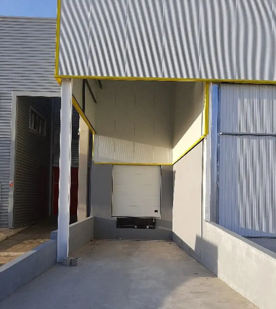 Nave industrial en venta en Riba-roja de Túria