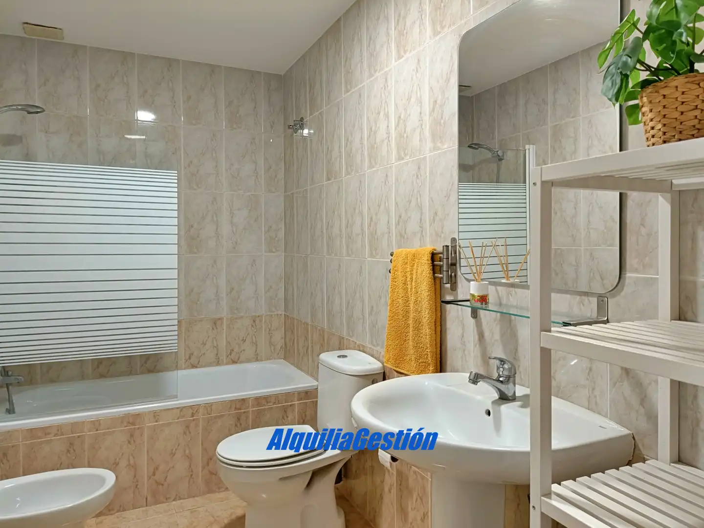 Casa aparellada amb piscina en venda a Pozo de Guadalajara, imagen 16