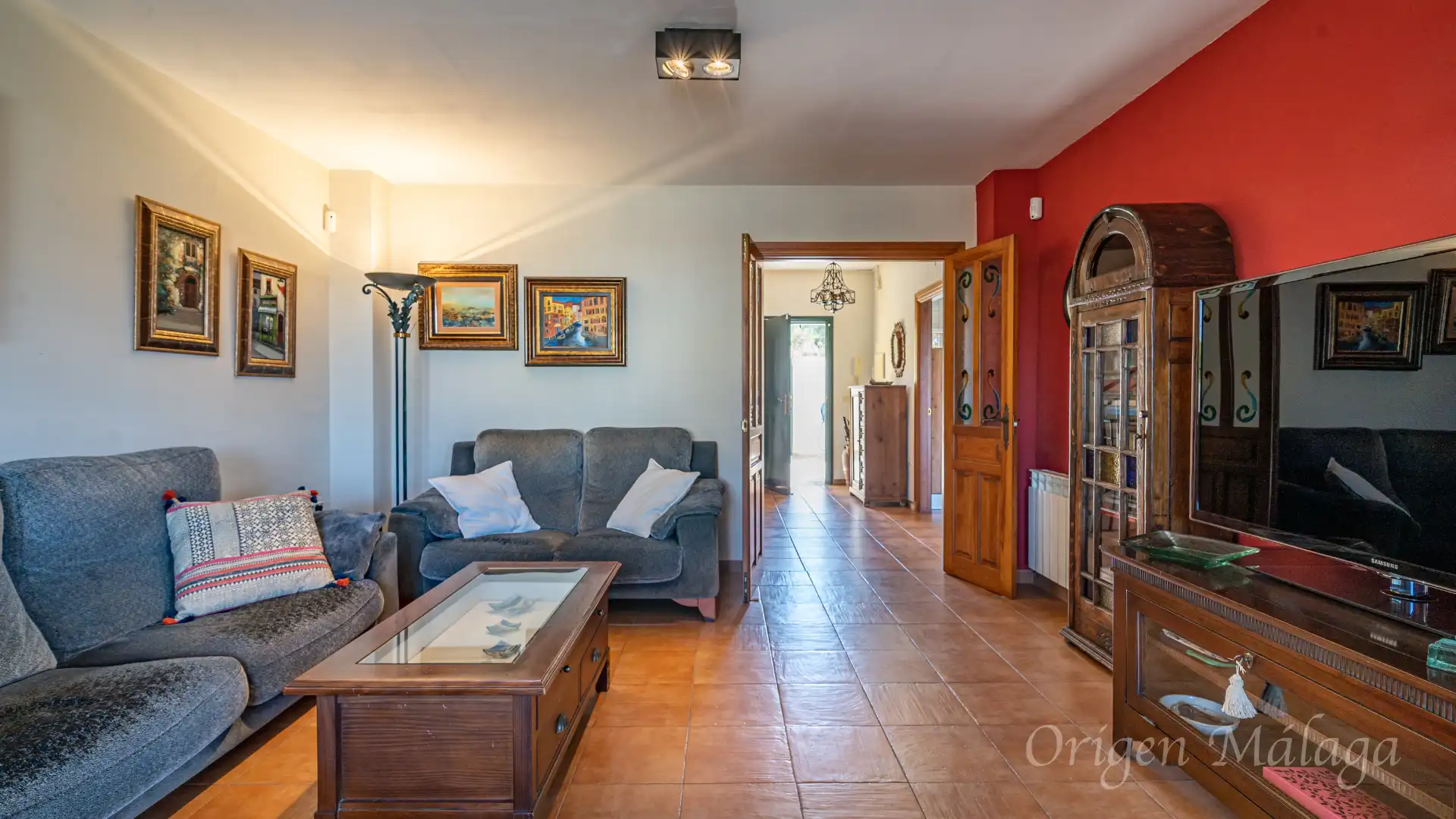 Sala de estar de Casa adosada en venta en Vélez-Málaga con Calefacción, Jardín privado y Terraza