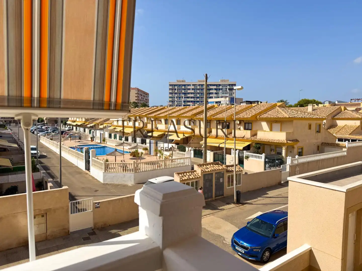 Exterior view of Flat for sale in Cartagena  with Air Conditioner, Balcony and Community pool