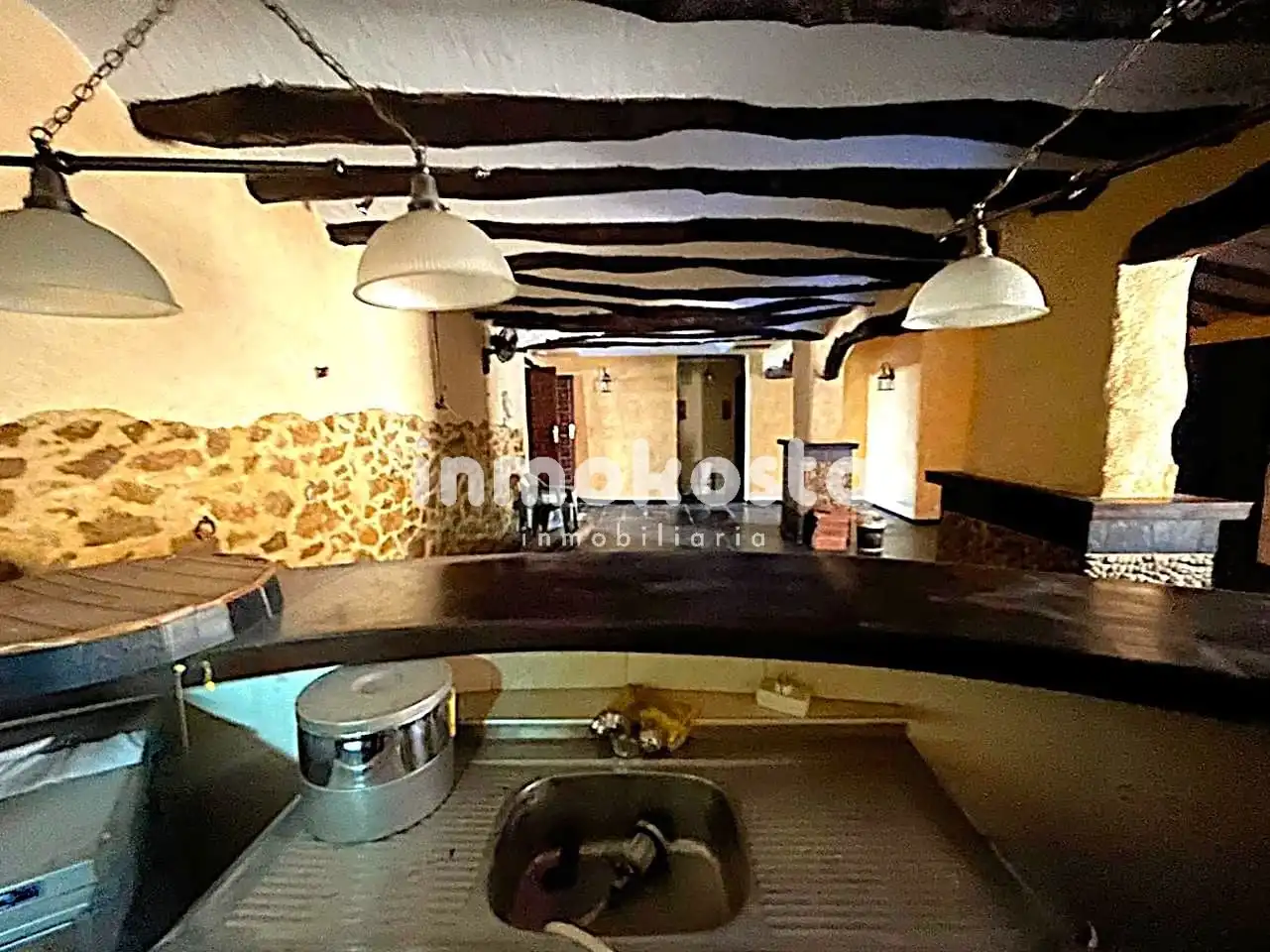 Commercial properties for sale in Villajoyosa / La Vila Joiosa  with Air Conditioner