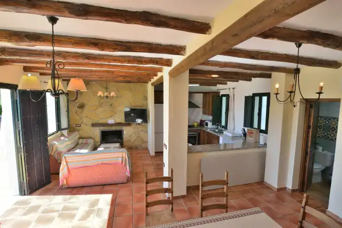 Cocina de Finca rústica en venta en Zahara con Aire acondicionado, Calefacción y Jardín privado
