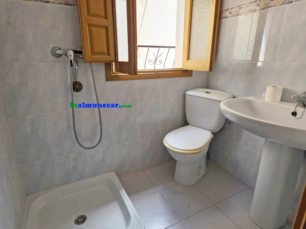 Baño de Finca rústica en venta en Otívar con Terraza