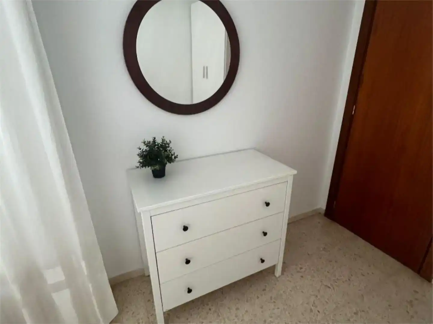 Schlafzimmer von Wohnung zur untervermieten in Nervión