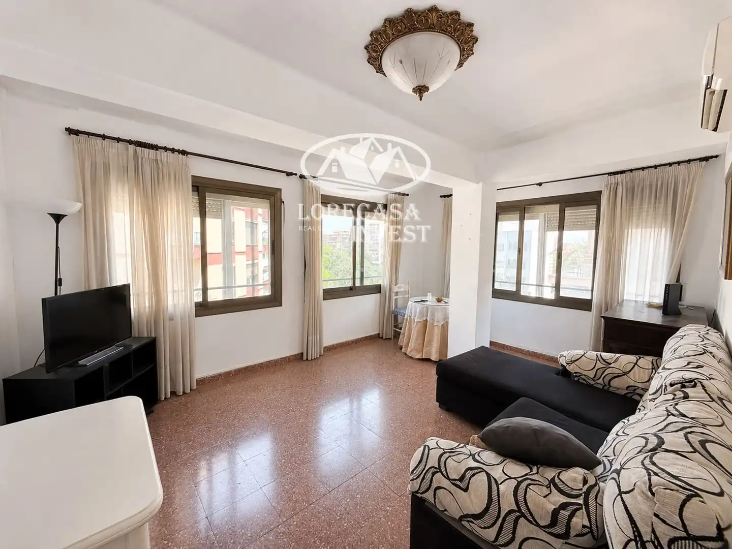 Living room of Flat for sale in  Palma de Mallorca  with Air Conditioner, Terrace and Furnished