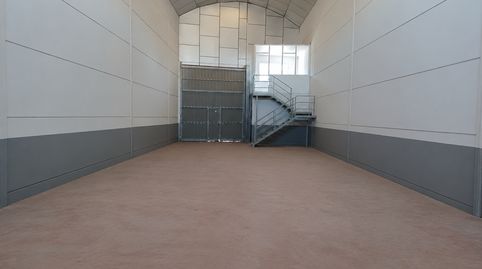 VENTA NAVE EN RENTABILIDAD EN VALDEMORO