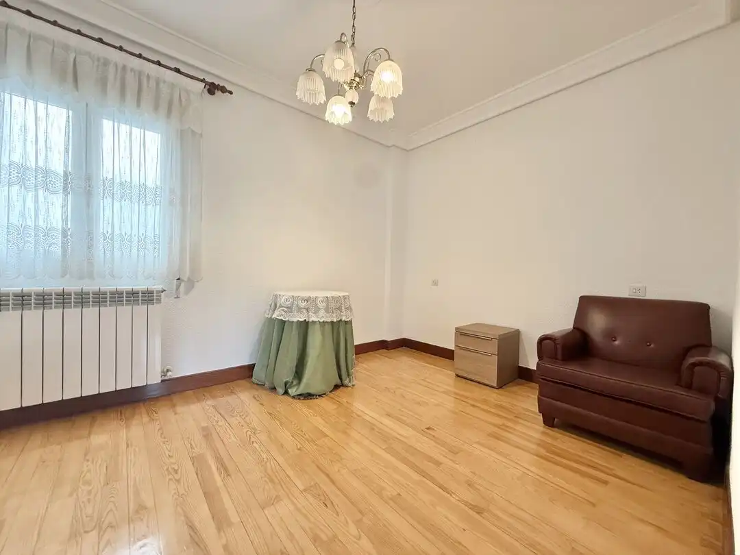 Sala de estar de Piso en venta en Elgoibar con Calefacción, Terraza y Amueblado