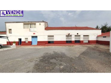 Nave industrial in vendita a Sax