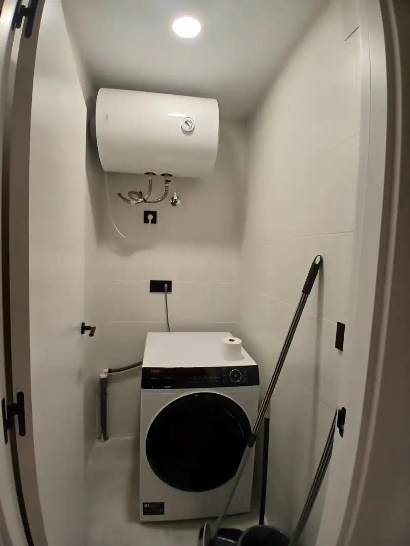 Bathroom of Apartments for rent in Elda  with Air Conditioner, Heating and Parquet flooring