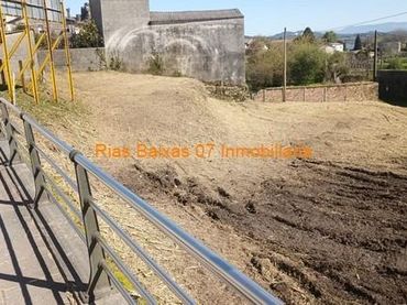 Terreni e lotti in vendita a Tui