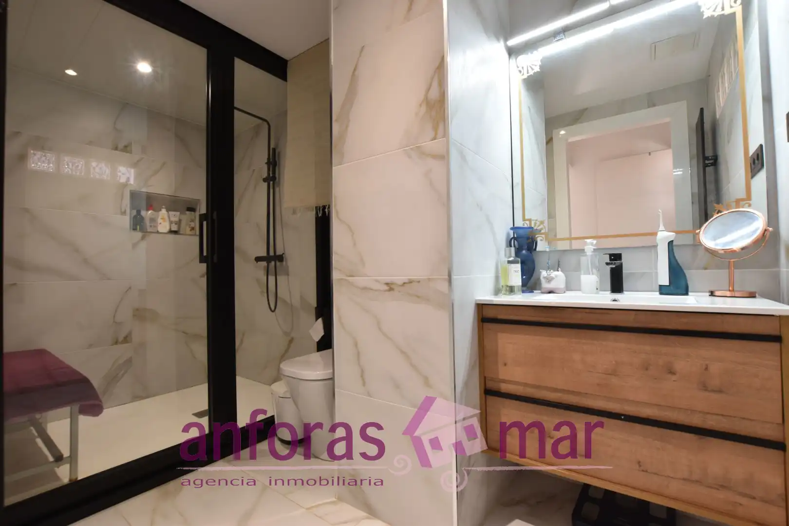 Bany de Casa adosada en venda en La Riera de Gaià amb Aire condicionat, Calefacció i Terrassa