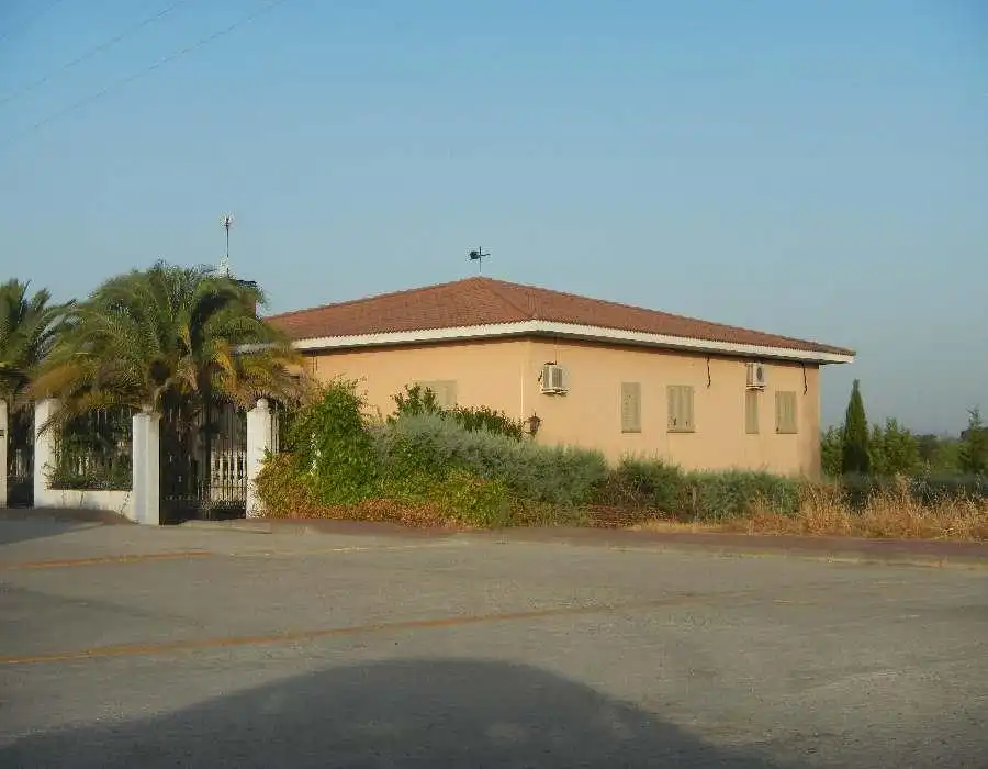 Exterior view of Houses for sale in Majadas  with Air Conditioner, Private garden and Terrace