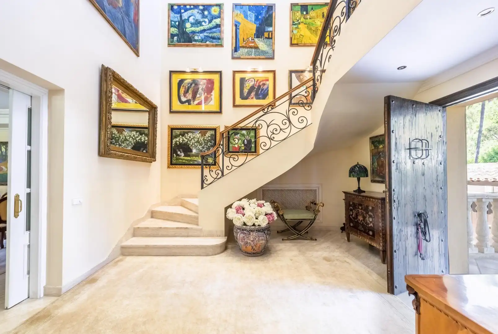 Detached house with pool for sale in Nueva Andalucía, imagen 9