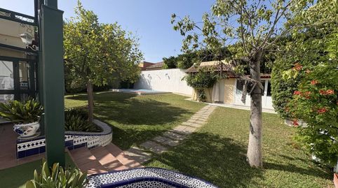 Foto 5 de Casa o xalet en venda a Las Almenas, Tomares