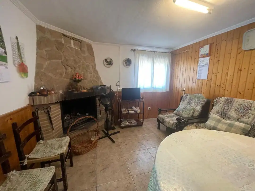 Sala de estar de Terreno en venta en Pueyo / Puiu