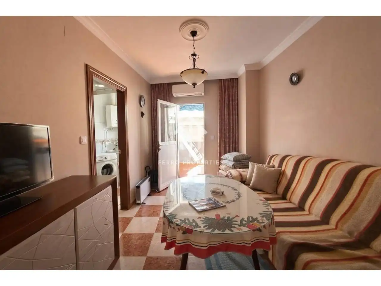 Living room of Flat for sale in Loja  with Terrace, Storage room and Furnished