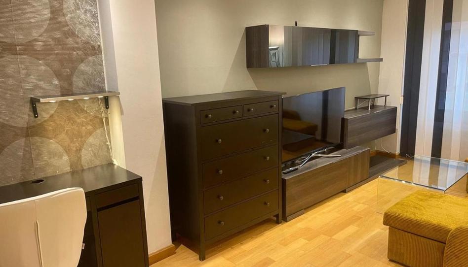 Foto 1 de Pis de lloguer a Salesas - Foncalada - Campoamor, Asturias