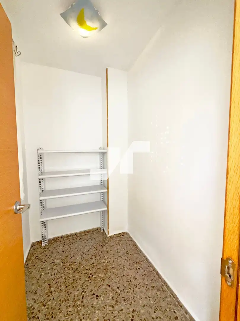 Habitación de Dúplex en venta en Vila-real con Terraza y Amueblado