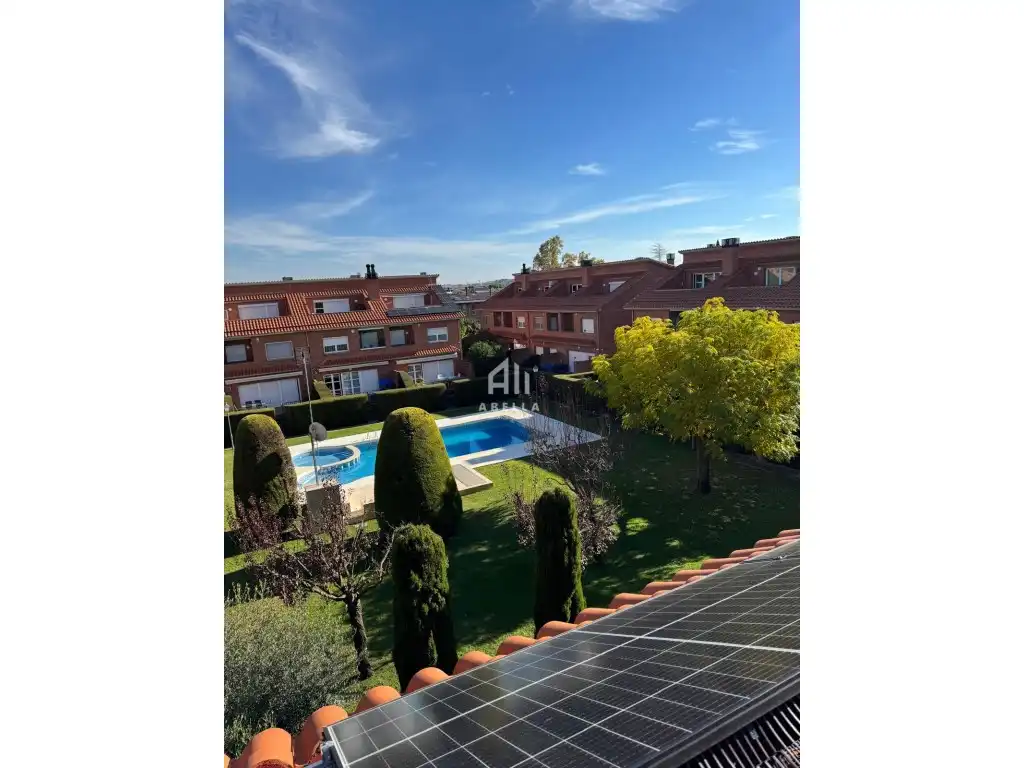 Jardí de Casa adosada en venda en Lleida