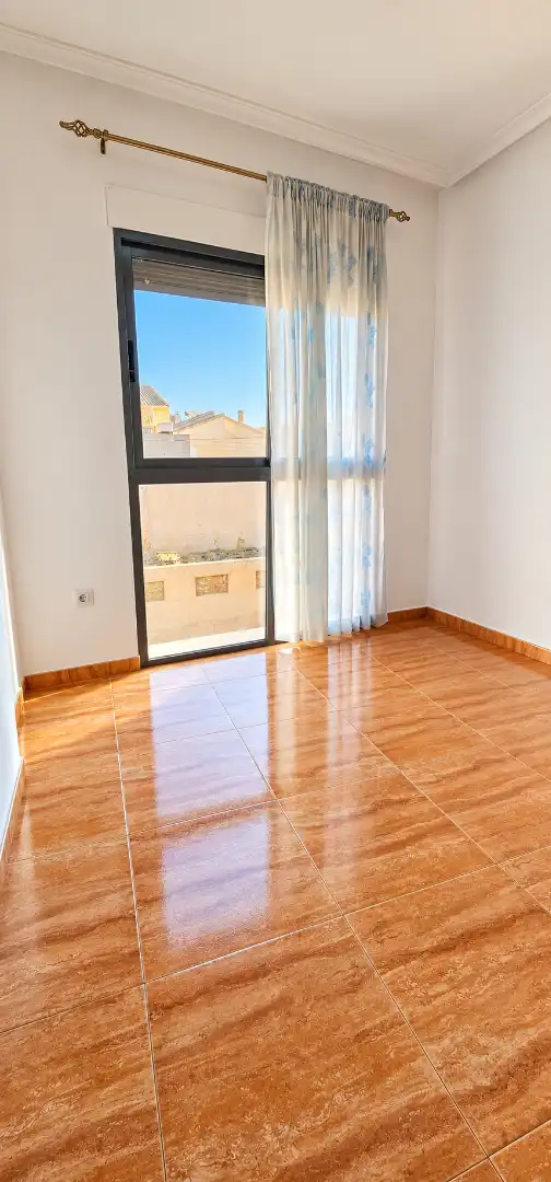 Habitación de Piso en venta en Totana, Murcia