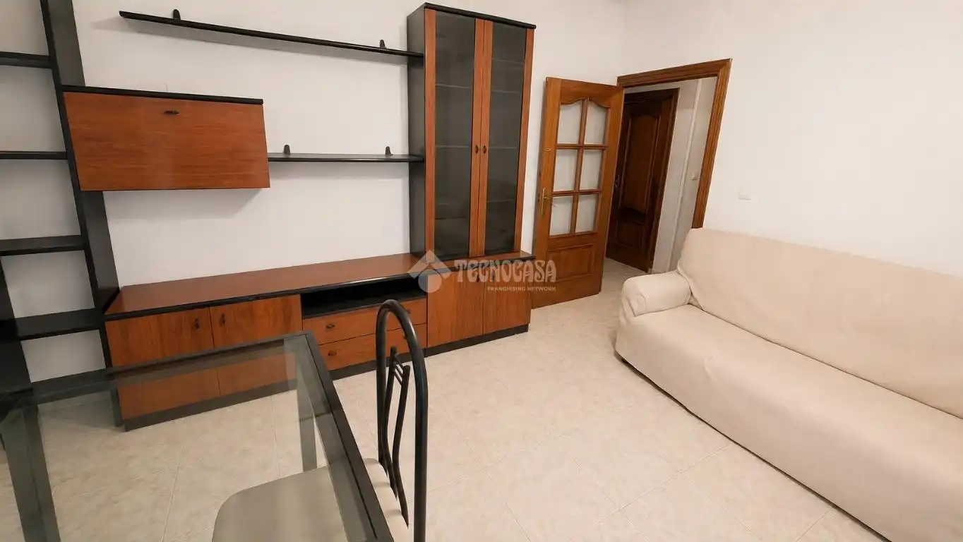 Wohnzimmer von Wohnung zum Verkauf in Pinto mit Balkon