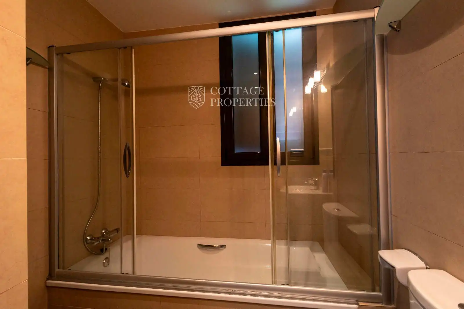 Bany de Casa o xalet en venda en Lloret de Mar amb Aire condicionat, Calefacció i Terrassa