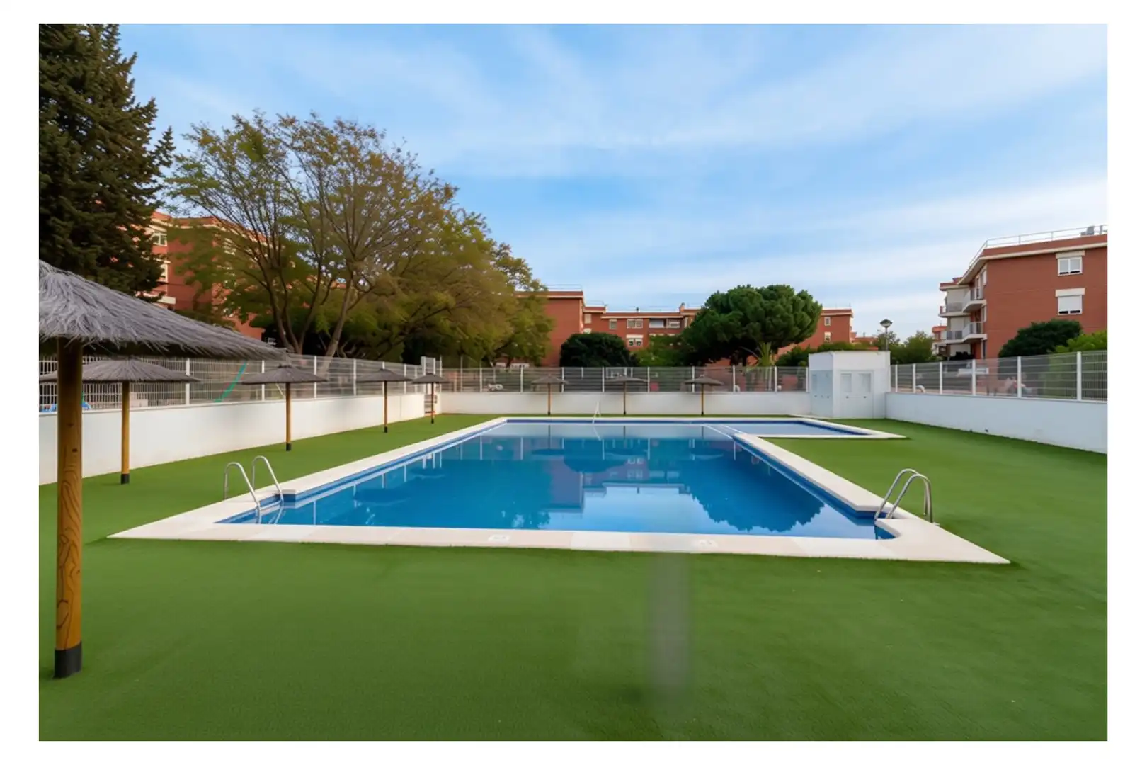 Swimming pool of Flat for sale in Alicante / Alacant  with Air Conditioner and Swimming Pool