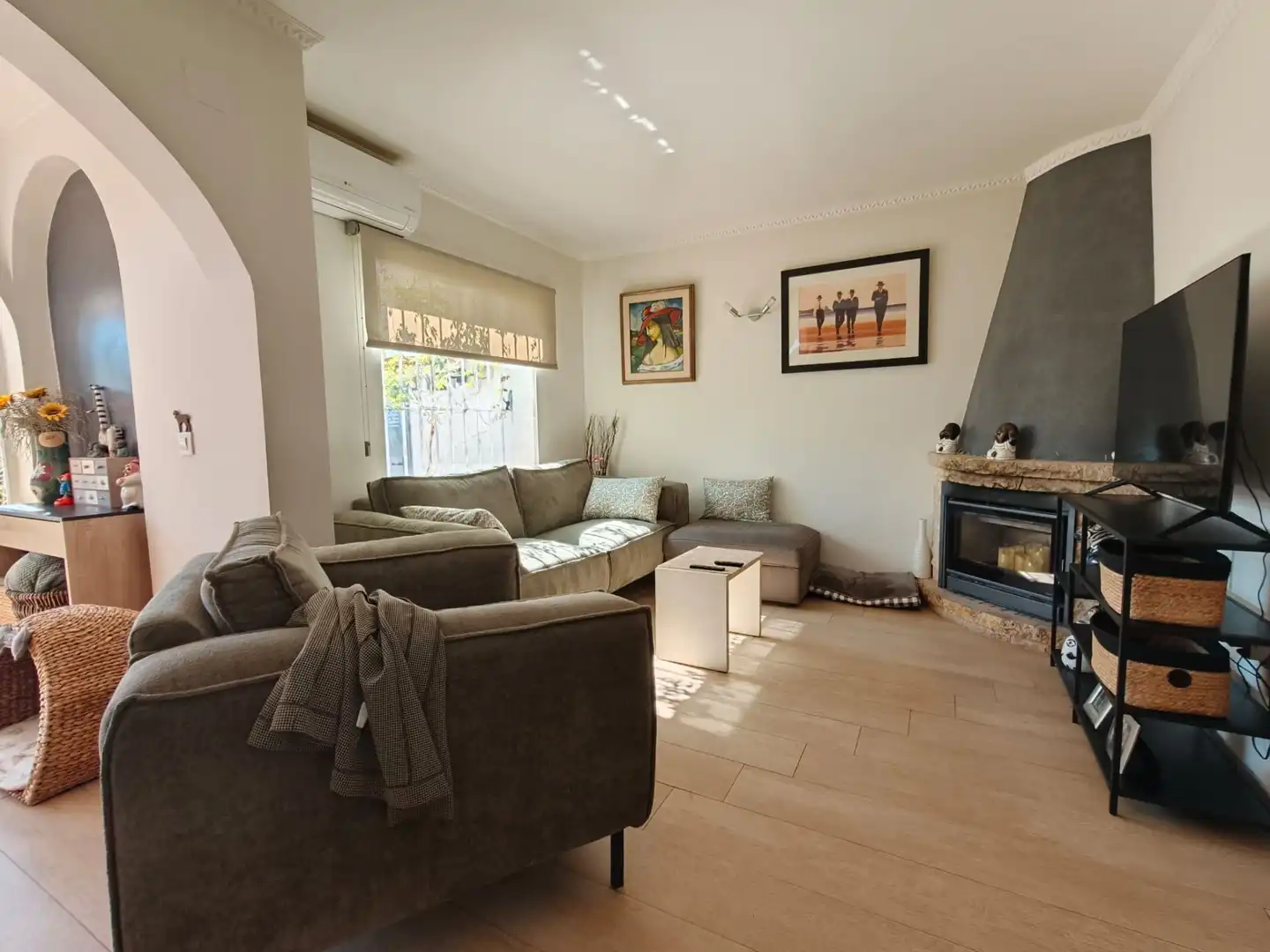 Living room of Detached homes for sale in La Nucia  with Air Conditioner, Heating and Private garden