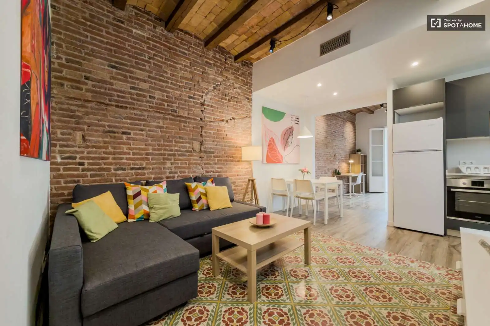 Living room of Study for share in  Barcelona Capital  with Air Conditioner, Terrace and Furnished