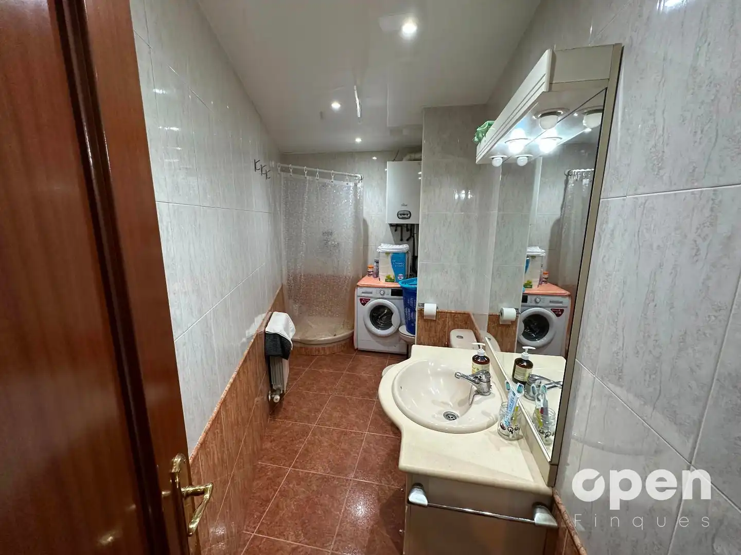 Bany de Pis en venda en Terrassa amb Calefacció