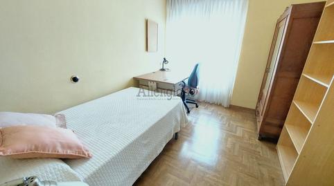 Foto 4 de Pis de lloguer a Avenida Padre Vinjoy, Llamaquique, Asturias