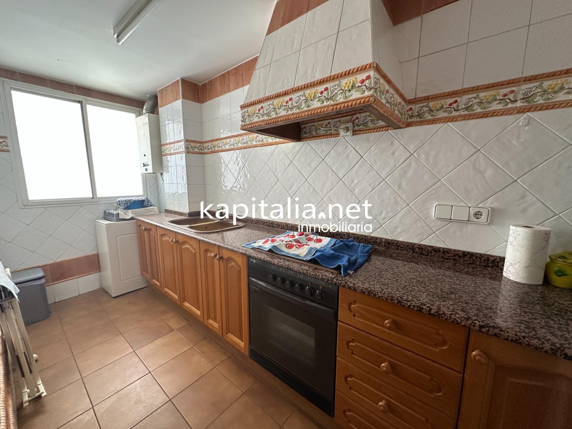 House or chalet for sale in Montaverner
