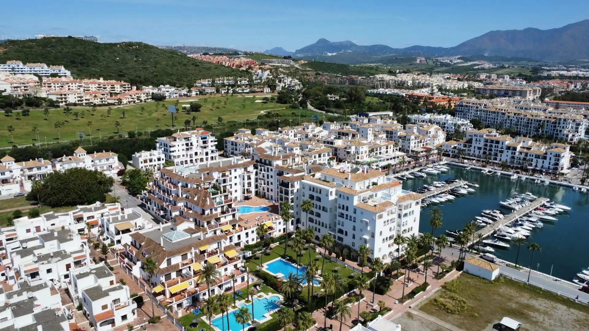 Apartment zum Verkauf in La Duquesa, imagen 2