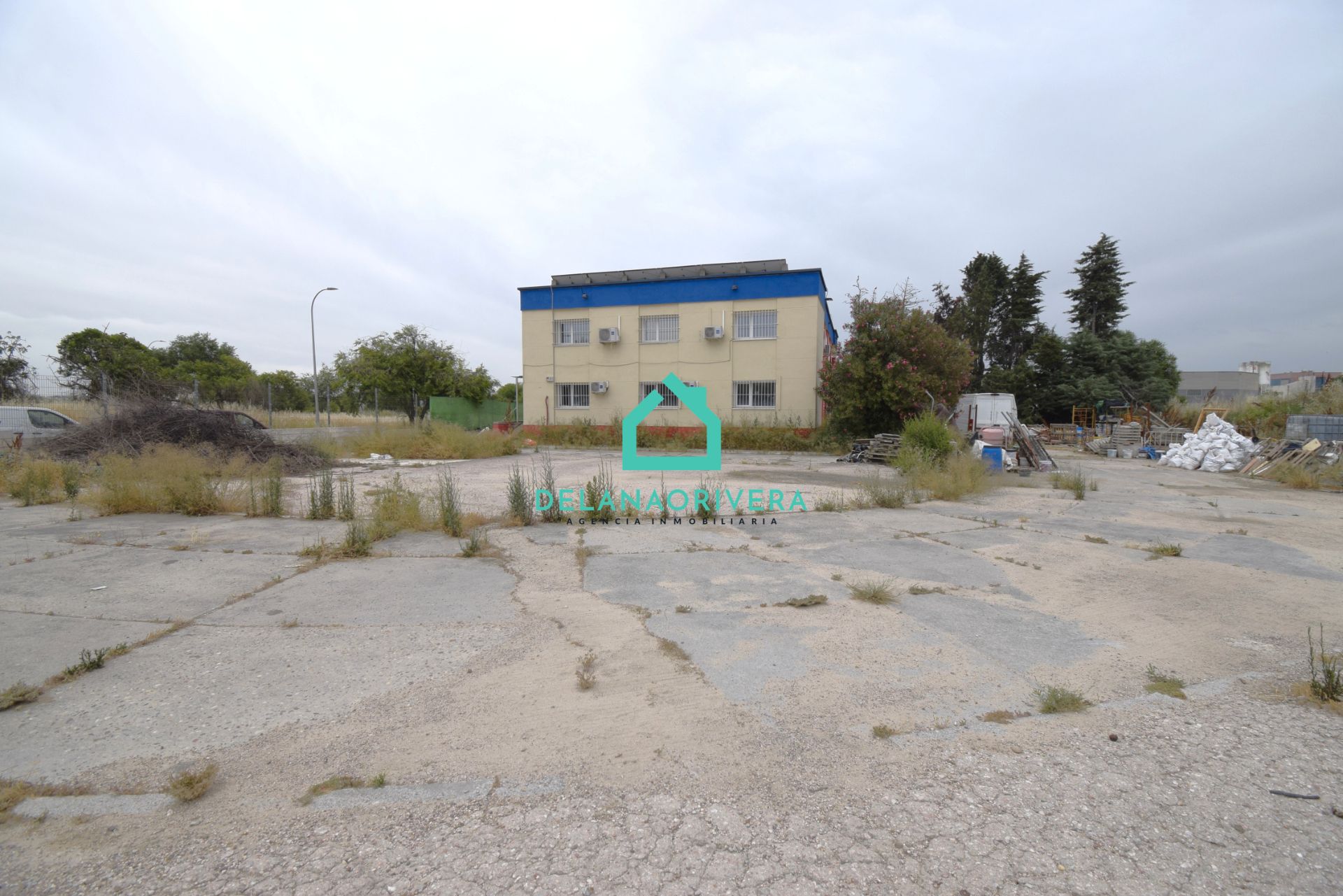 Industrial buildings to rent in  Madrid Capital  with Heating
