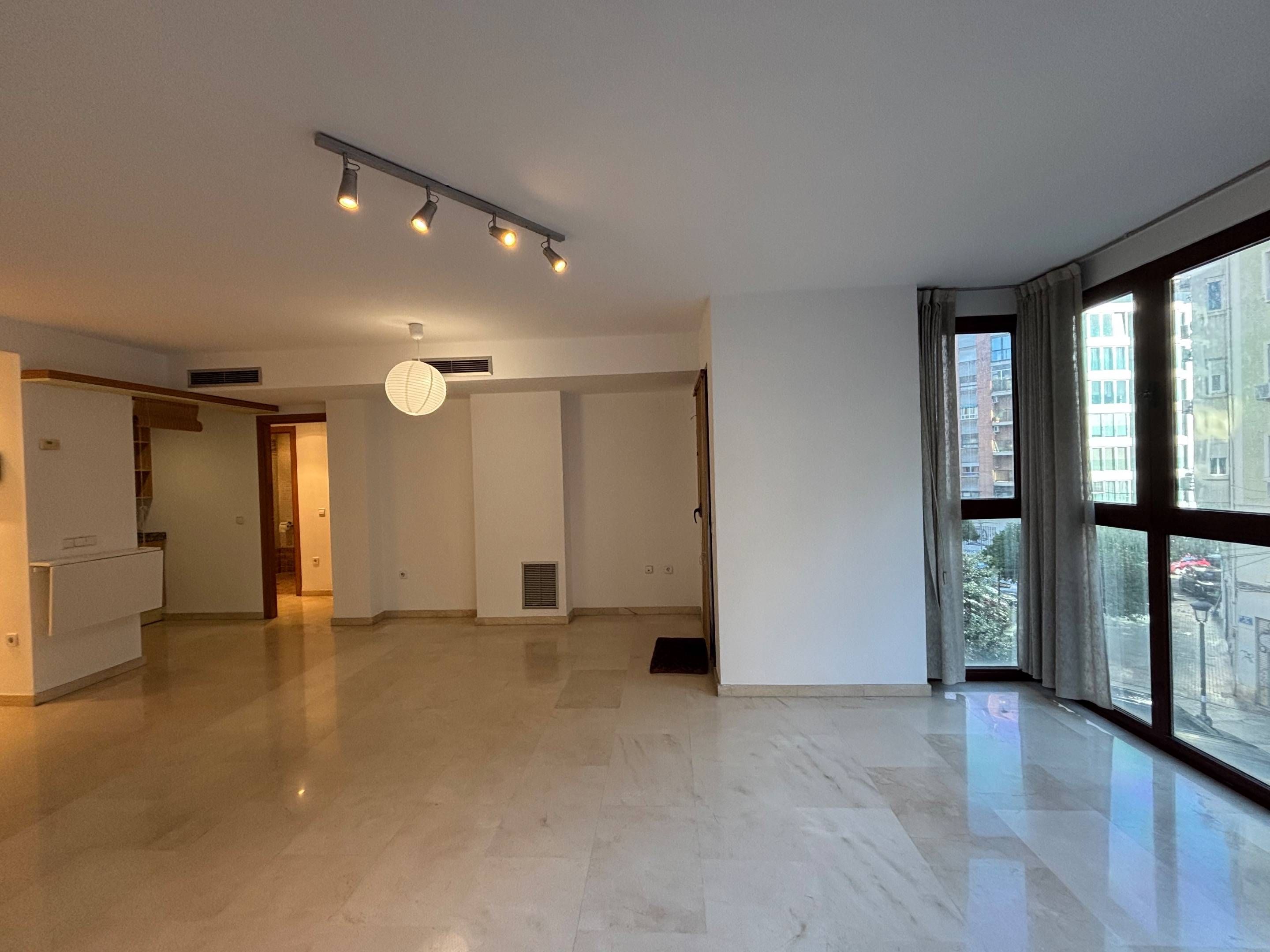 Living room of Flat to rent in  Valencia Capital  with Air Conditioner