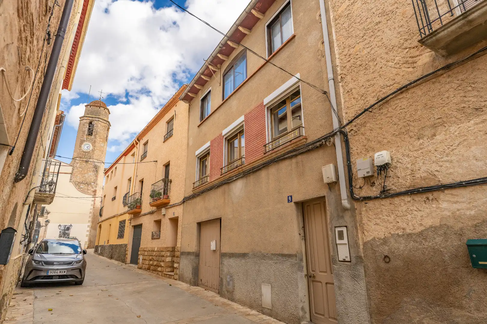Vista exterior de Casa o xalet en venda en Els Guiamets amb Aire condicionat, Jardí privat i Terrassa