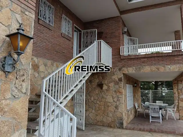 Houses for sale in Calle Finlandia 9, Canyelles