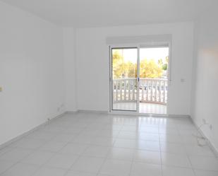 Dormitori de Apartament de lloguer en  Murcia Capital amb Aire condicionat i Balcó