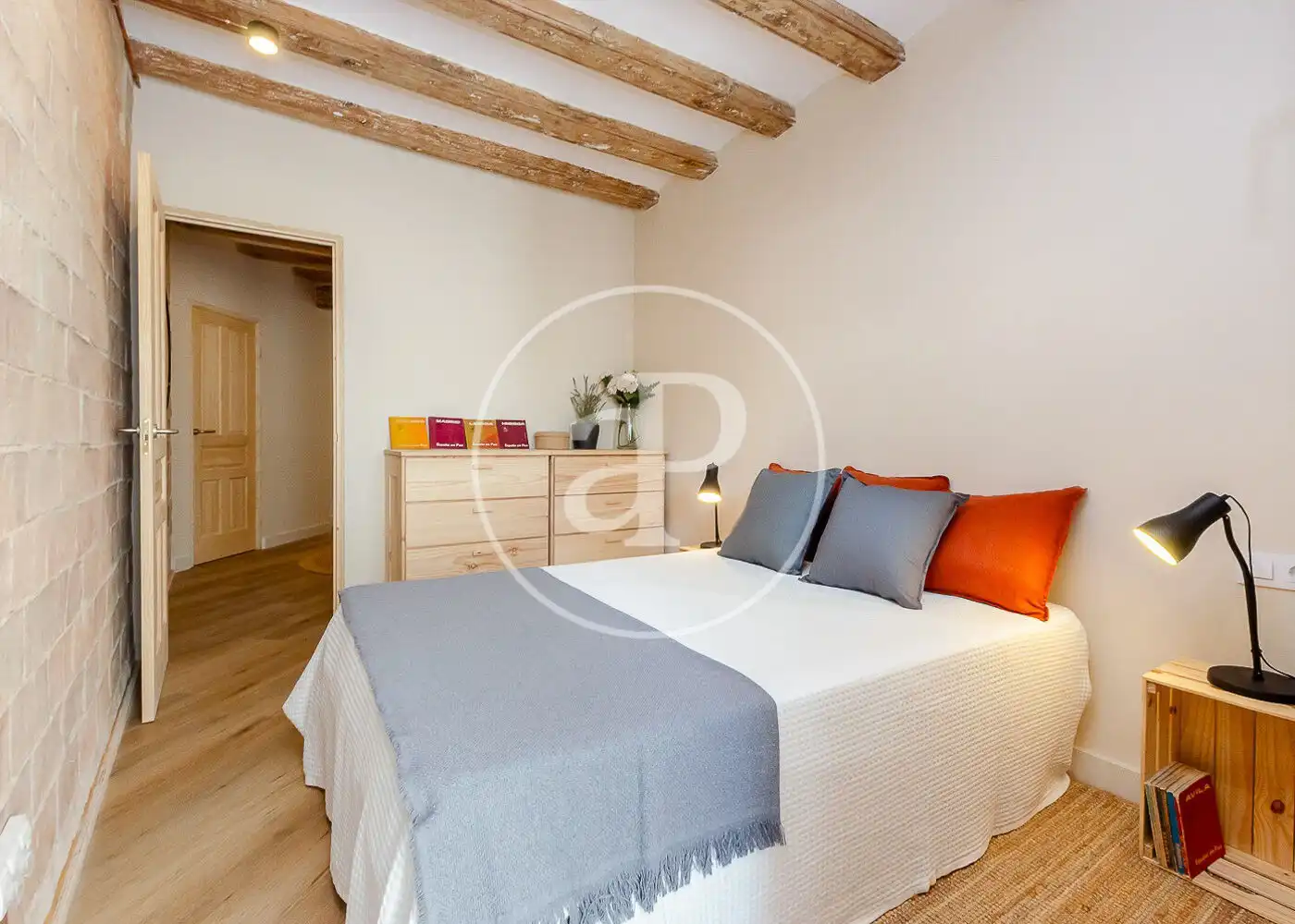 Schlafzimmer von Wohnung zum Verkauf in Barcelona mit Heizung und Balkon