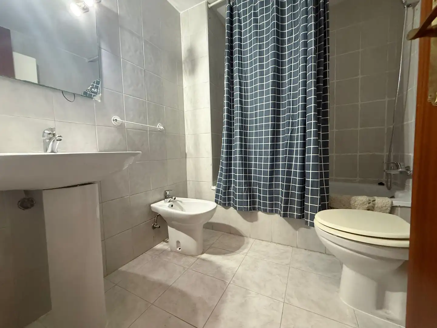 Badezimmer von Wohnung zum Verkauf in Paterna mit Terrasse und Ofen