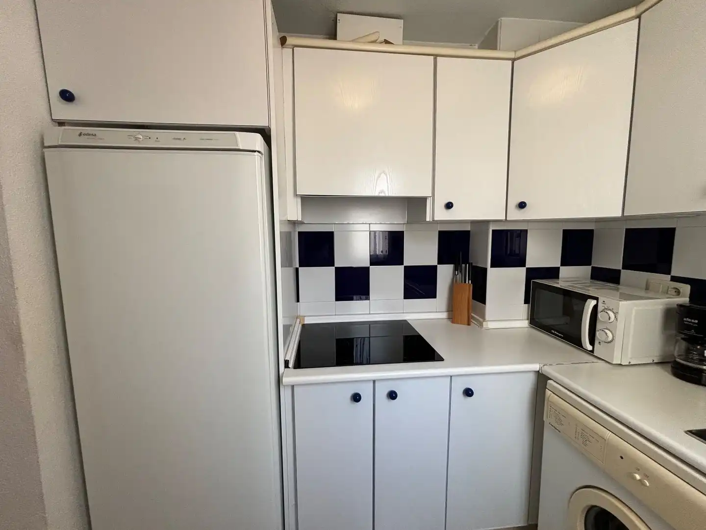 Cuina de Dúplex de lloguer en Torrevieja amb Aire condicionat, Calefacció i Terrassa