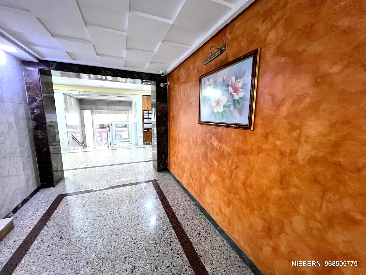 Flat for rent in Paseo Alfonso XIII, 46, Casco Antiguo