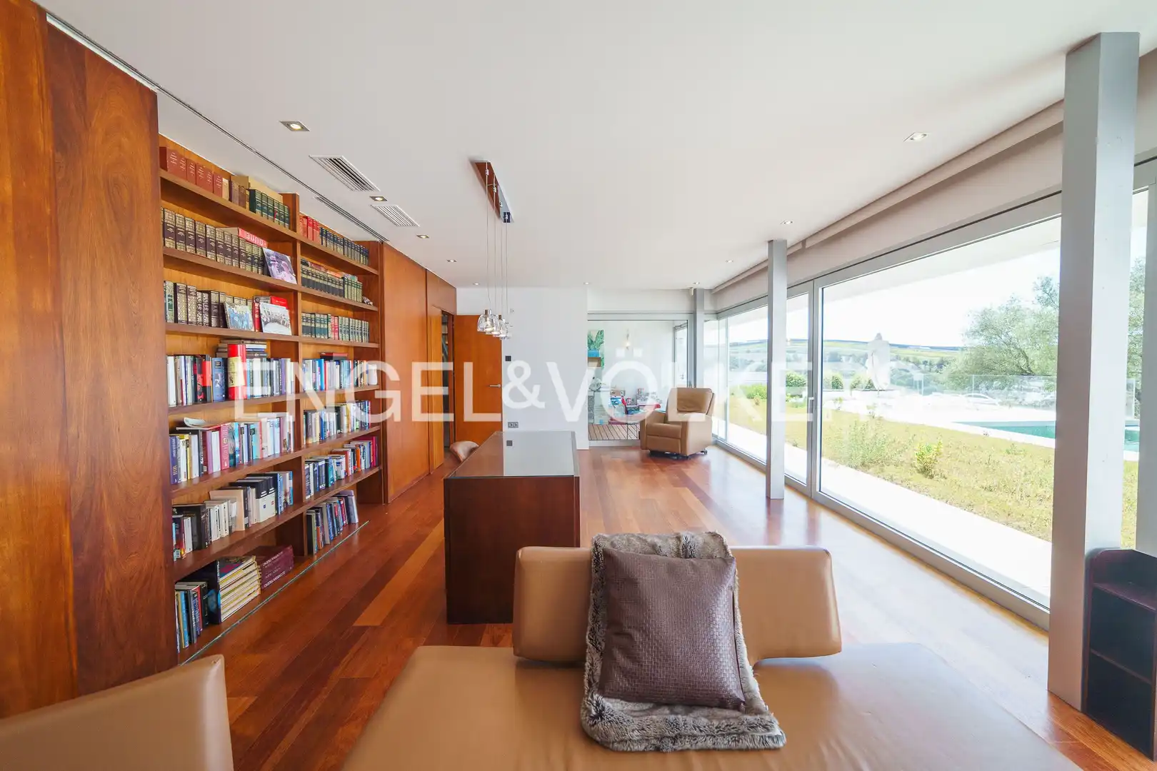 Living room of Houses for sale in Jerez de la Frontera  with Air Conditioner, Heating and Private garden