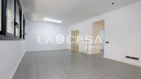 Foto 3 de Planta baja en venta en Carrer D'horta, Horta, Barcelona Capital