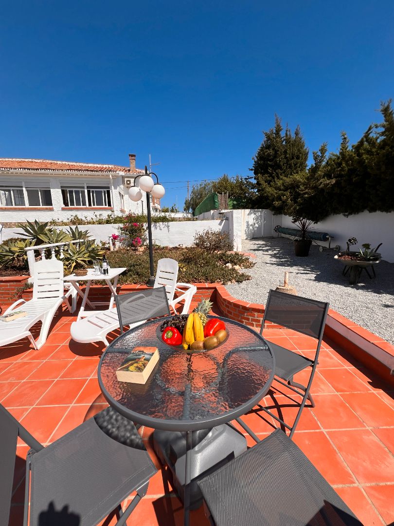 Jardí de Casa o xalet en venda en Torrox amb Aire condicionat, Jardí privat i Terrassa
