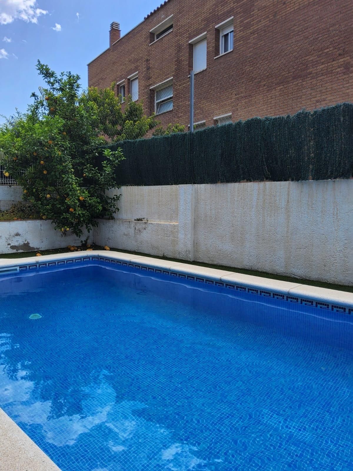 Piscina de Apartament en venda en Calafell amb Calefacció, Balcó i Piscina comunitària